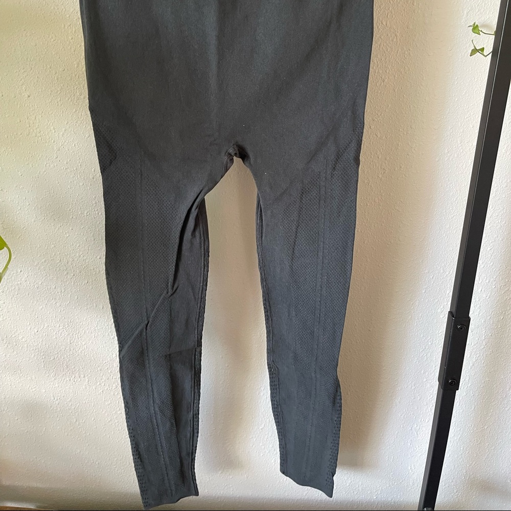 Fabletics cutout legging